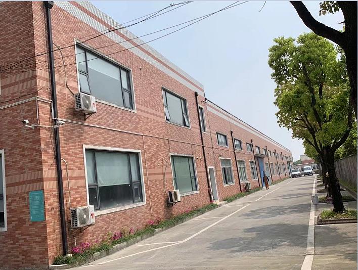 青浦出售独栋104板块标准厂房1495平带货梯可办环评低总价
