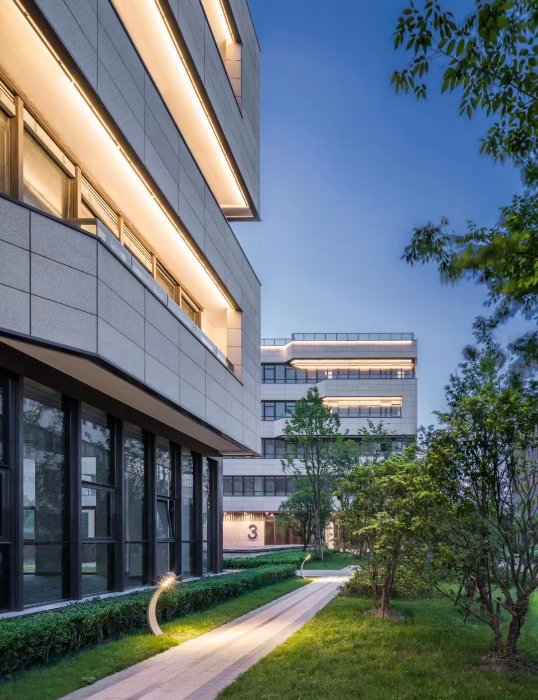 张江药谷！生物医药产业园 独立进出2000平米 专业实验室园