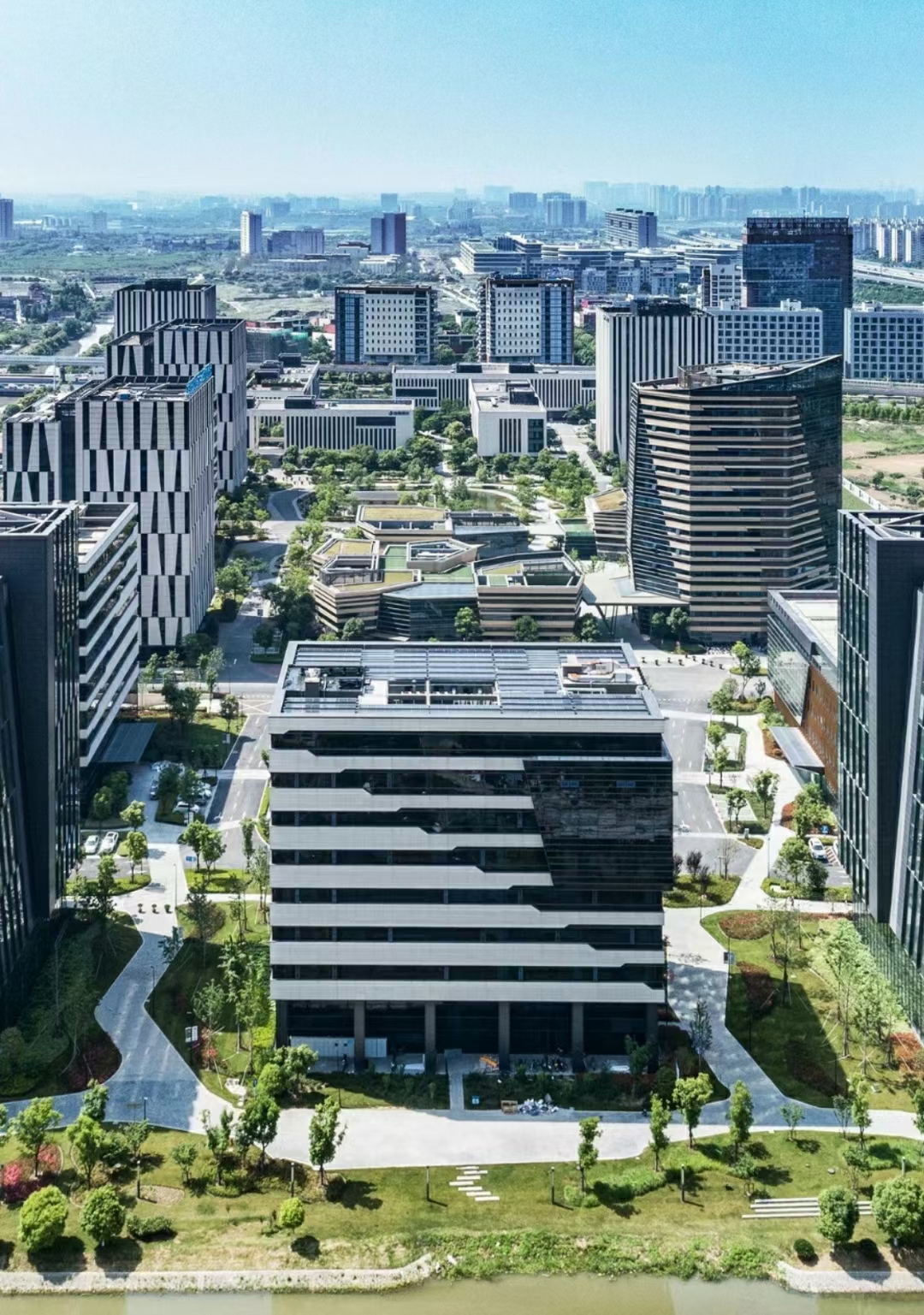 真！张江科学城，地铁200米，高标准生物医药研发总部商务办公