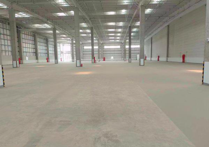 固安优质高台库房厂房出租|30000平国有工业用地|环评齐全 可喷漆