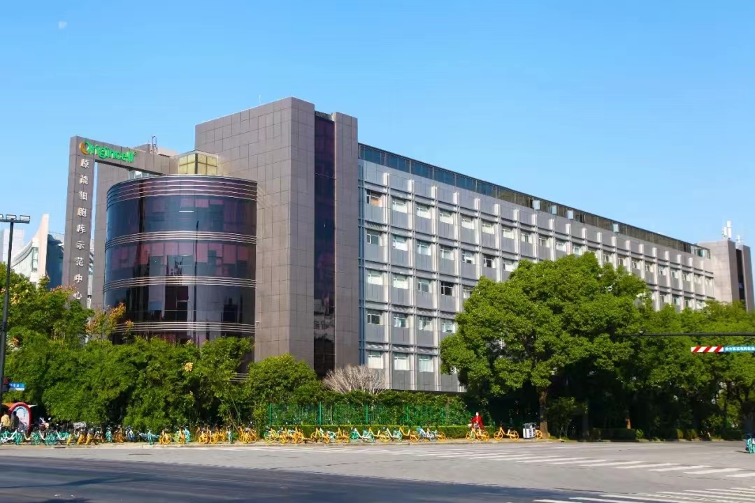 （出租） 张江高科技园区创新研发中心，实验室材料研发企业办公环评无忧